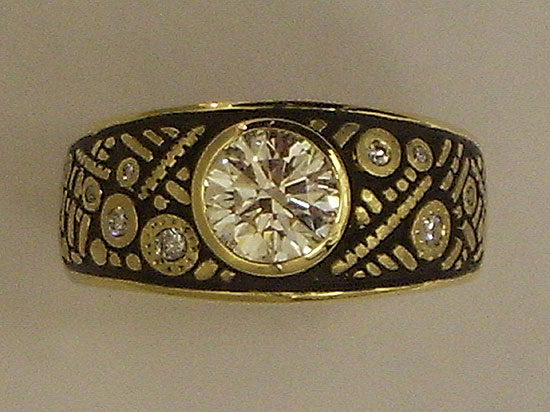 18K Enamel & Diamond Ring