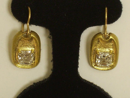 22K Yellow Gold & Diamond Dangle Earrings